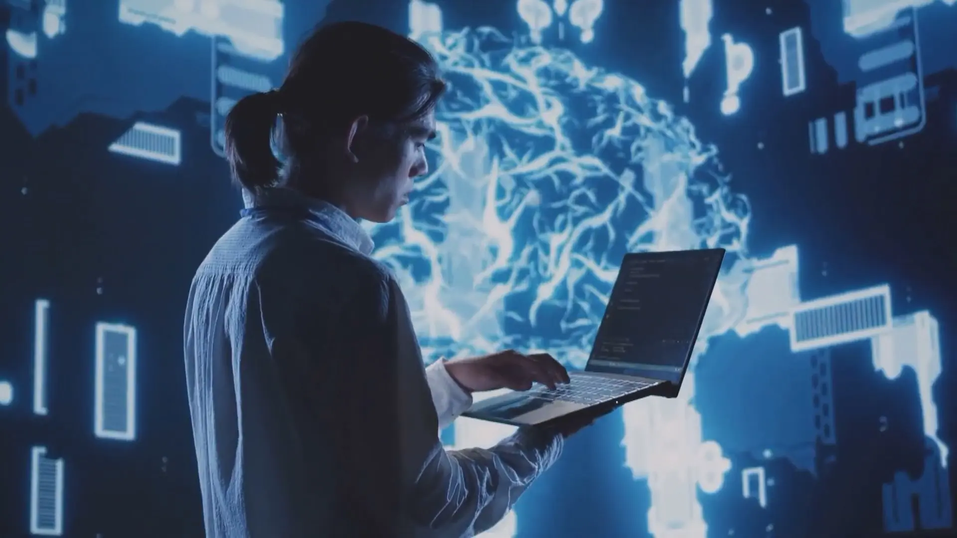 Chuyển đổi số - bước đi chiến lược của doanh nghiệp |30/12/2025